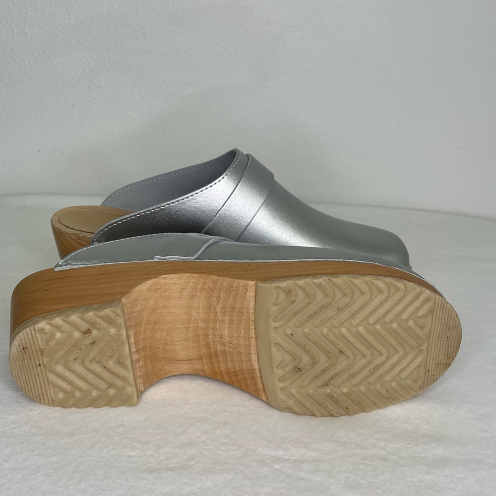 Maguba Swedish Metallic Silver Leather Clog Mules - Picture 4 of 4